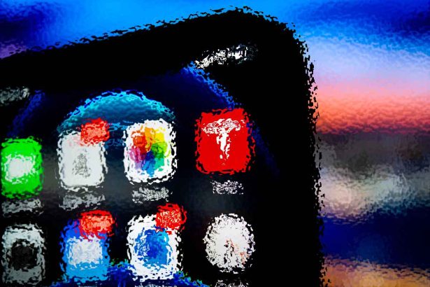 10+ Pics That Prove Jennifer Is a Timeless Beauty