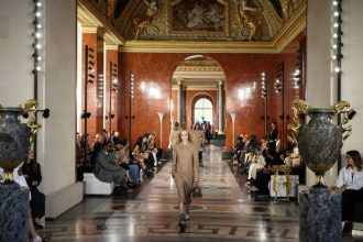 Stars align for Louis Vuitton, Stella McCartney at Paris Fashion Week