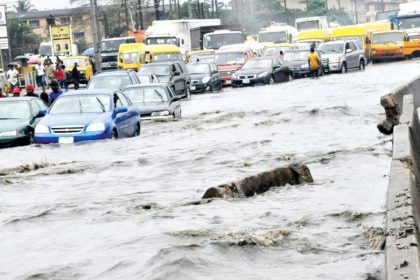 ‘We Are Living in Hell’ – Lagos Residents Groan Over Collapsed Roads, Flooded Streets In Oyadiran, Festac