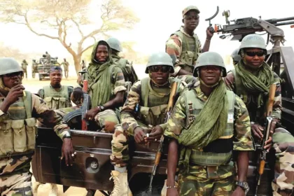 Troops apprehend 7 suspected cultists, recover weapons in Benue