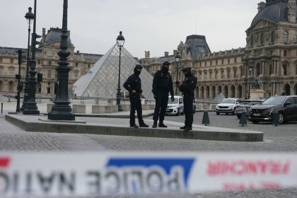 Louvre ‘crown jewels’ police in race against time to find thieves or lose loot forever