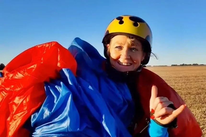 Skydiver, 52, plunges to de@th after ‘faulty’ parachute failed to open during solo jump