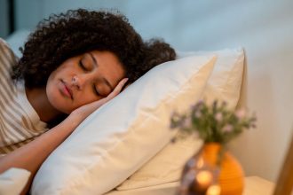 Common night time red flag could be ‘early warning’ for stroke or heart failure