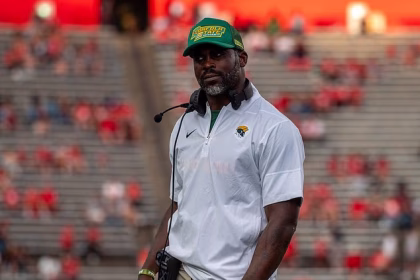 Controversial ex-NFL star Michael Vick already firing his staff after horrible 1-6 start to his first college coaching job