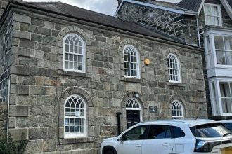 Police station with cells selling for £95,000 – it could become a 6-bedroom home