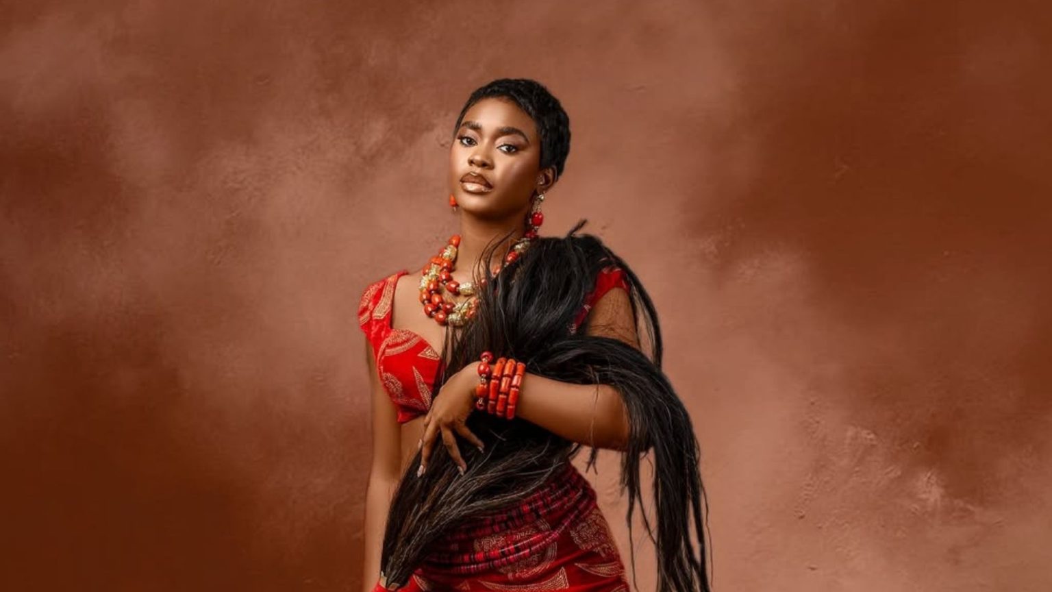 BBNaija 2025 Finale: Dede’s Red George Is the Cultural Statement of the Season