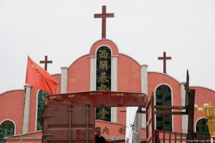 Why is China again targeting underground ‘house churches?’ – DW – 10/22/2025