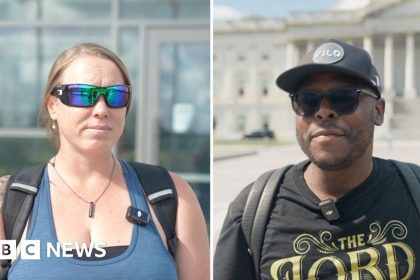 Tourists in Washington react to shutdown as attractions closed