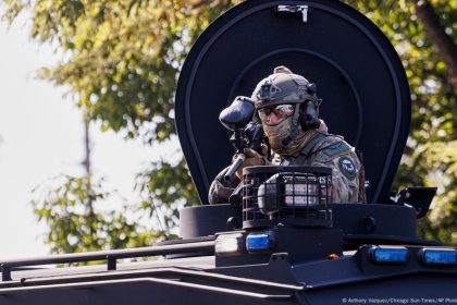 Trump plans to deploy National Guard to Chicago – DW – 10/05/2025