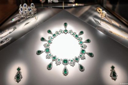 Suspects arrested over Louvre heist – DW – 10/26/2025