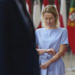 Spain revives EU daylight savings debate – DW – 10/24/2025