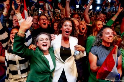 Centrists and far-right level in tight Dutch election, projection shows
