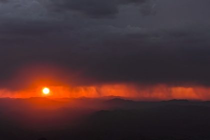 Halloween colors come to Kitt Peak Observatory photo of the day for Oct. 31, 2025