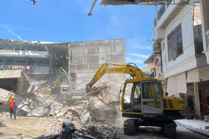 Death toll from Indonesia school collapse rises to 14 as more victims found | Infrastructure News