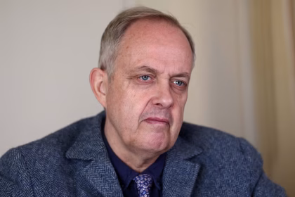 Louvre jewel robbery: Count of Paris issues desperate plea to thieves over heist