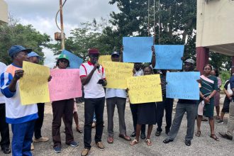 FUTA SSANU Joins Nationwide Non-Academic Staff Protest