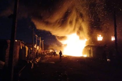 Traders Count Losses As Fire Guts 26 Shops In Lagos’ Bariga Market