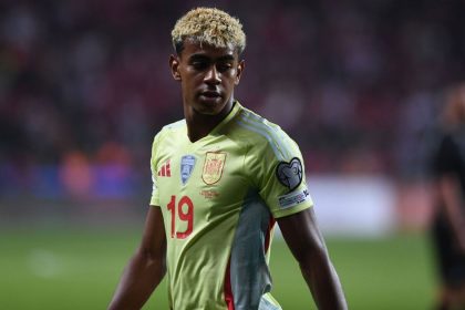 Lamine Yamal discusses possible surgery for groin injury with foreign doctors