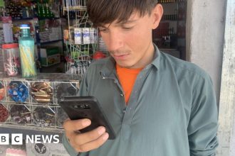 Internet access returns to Afghanistan after Taliban blackout