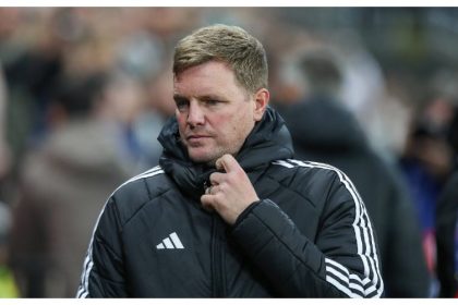 ‘You know what my answer would be’ – Eddie Howe blasts Slot for calling Newcastle a smaller club
