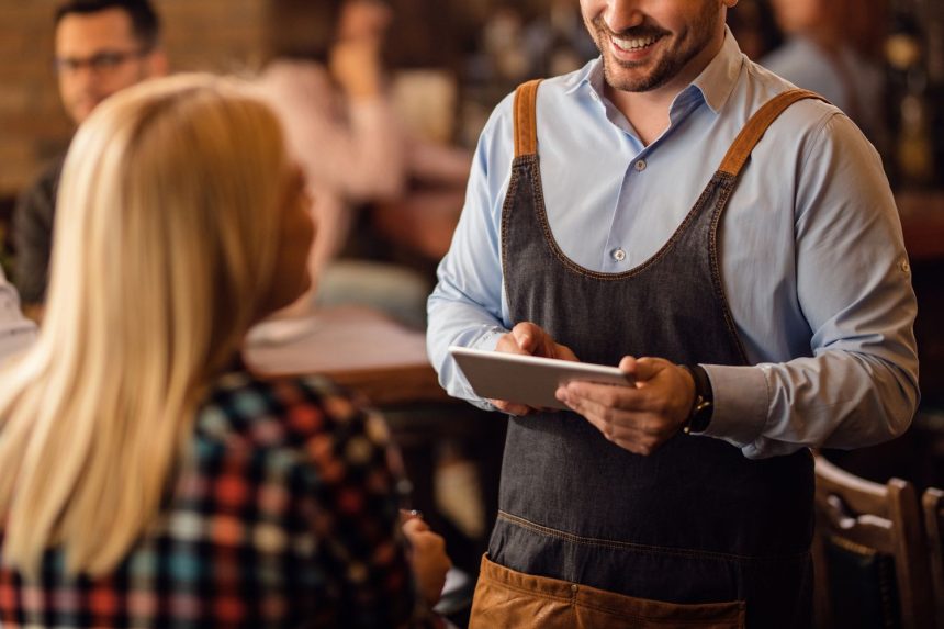 Woman ‘Shocked’ Waiter Asked for Her Phone Number at Fancy Restaurant