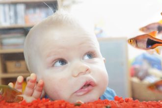 Diagnostic dilemma: A baby suddenly started to smell of rotting fish