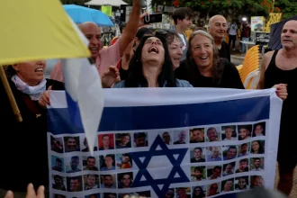Households of Israeli captives welcome Gaza ceasefire settlement | Gaza