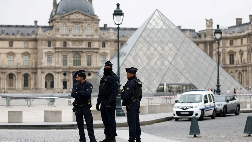 Louvre thieves steal priceless jewelry, escape on motorbikes in Paris