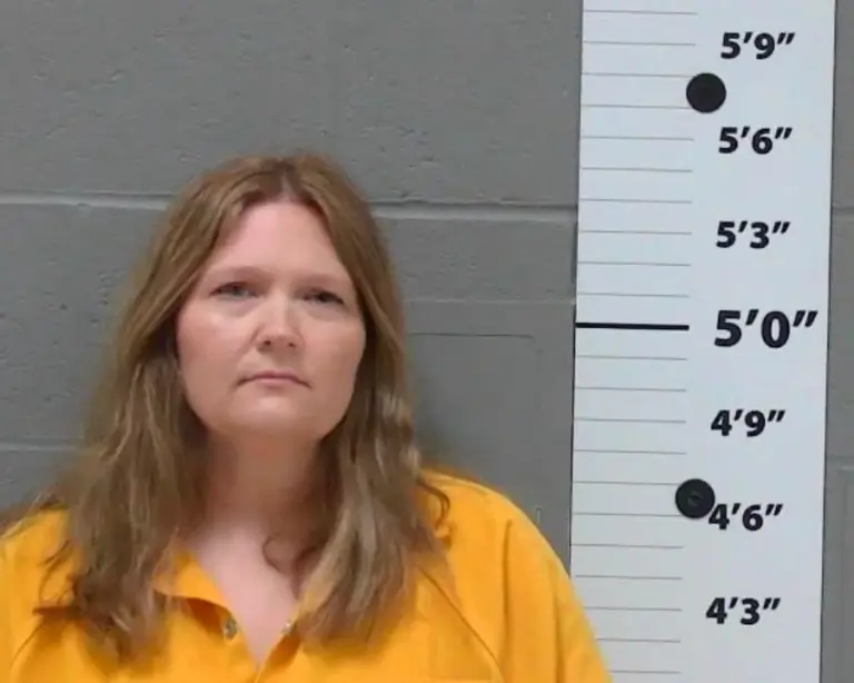 Former English teacher sentenced for s£xually abusing her daughterâs teenage babysitter Former English teacher sentenced for s£xually abusing her daughterâs teenage babysitter