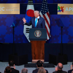 Trump meets South Korean president in Gyeongju seeking investments