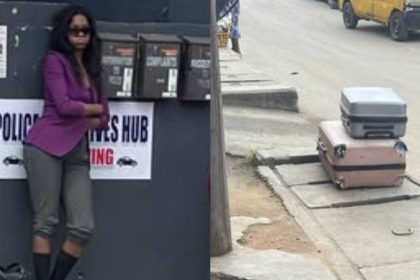 Lady reportedly went to a police station to file a complaint that the sun was too hot