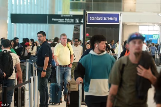 Massive Texas airport hit by standard THREE HOUR TSA lines as government shutdown paralyzes America’s airports