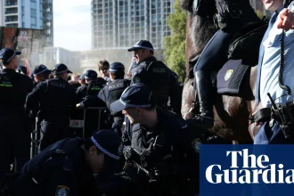 Police and protesters both claim they were ‘set upon’ as pepper spray deployed outside Sydney weapons expo | Sydney