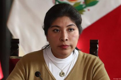 Peru breaks diplomatic relations with Mexico – DW – 11/04/2025