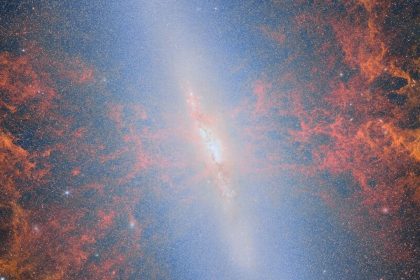 James Webb telescope reveals the blazing heart of an iconic galaxy — Space photo of the week