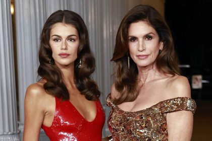 Kaia Gerber, Mom Cindy Crawford, Attend 2025 LACMA Art + Film Gala: Photos