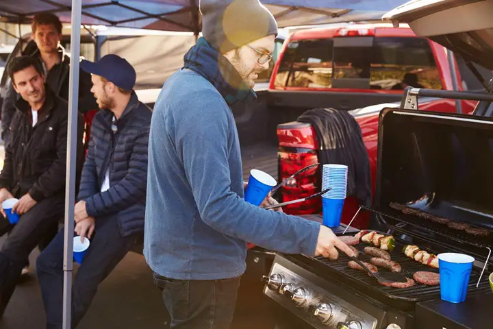Tailgating Insurance Tips: Avoid Game Day Accidents & Liability