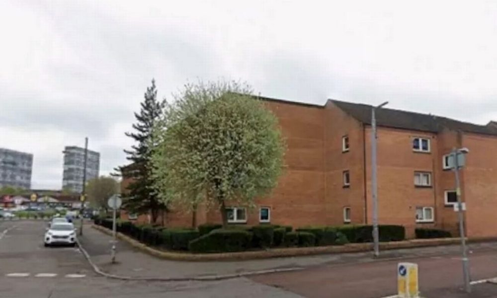 Tragedy as man dies on Christmas Day after being found injured on Glasgow street