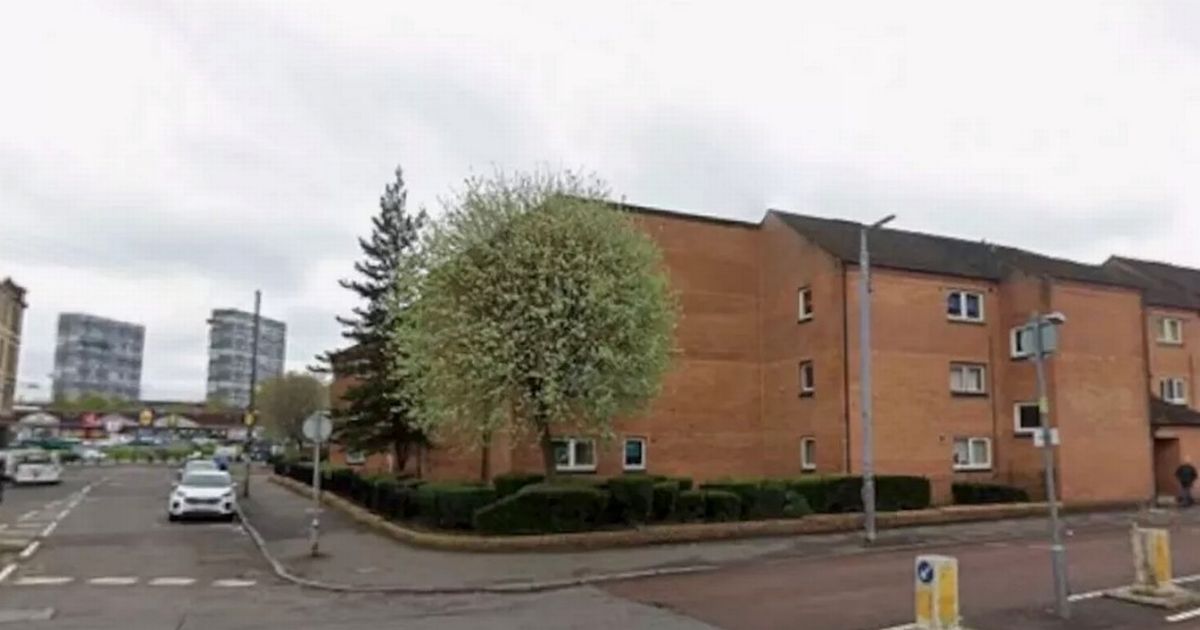 Tragedy as man dies on Christmas Day after being found injured on Glasgow street