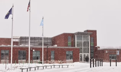 Woke school threatened after erecting Somali flag atop building to hit back at Trump for referring to country’s migrants as ‘garbage’