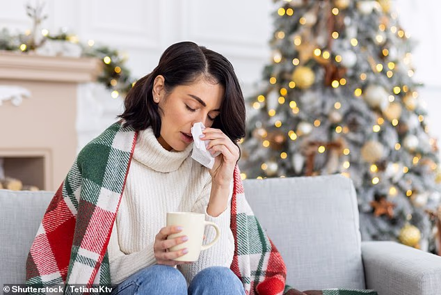 Terrifying maps break down exactly who is at risk of new ‘super flu’ exploding across America… as doctors reveal symptoms you should really worry about