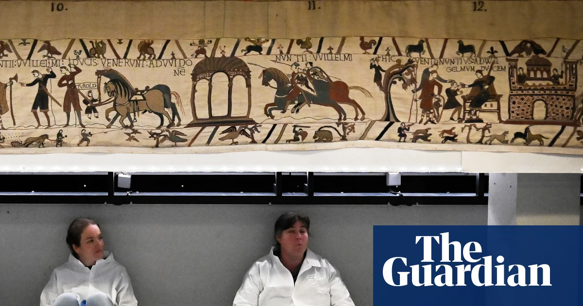 Bayeux tapestry to be insured for £800m for British Museum exhibition | Bayeux tapestry
