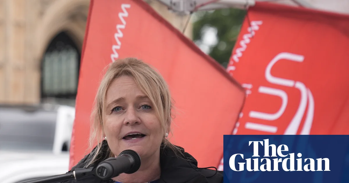 Unite leader issues blunt warning to Labour about ‘failing to back workers’ | Labour