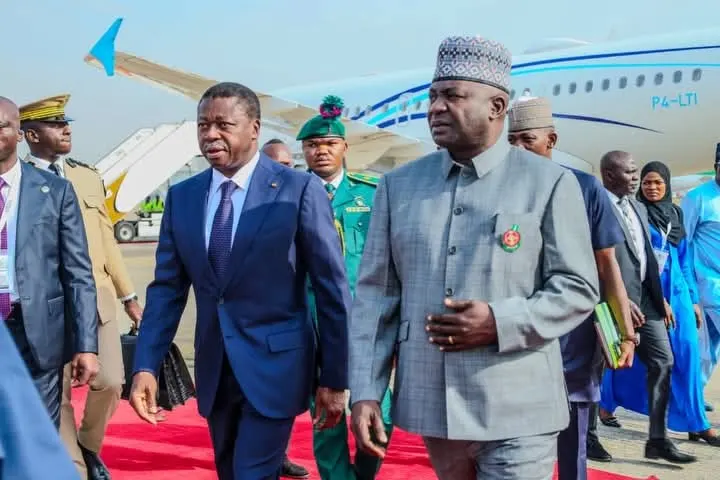 Defence Minister Musa Receives Togolese President Ahead of ECOWAS Meeting in Abuja — Akelicious
