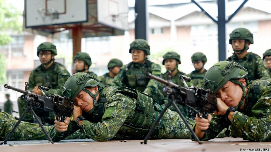 US arms sale to Taiwan sends strategic signal to China – DW – 12/19/2025