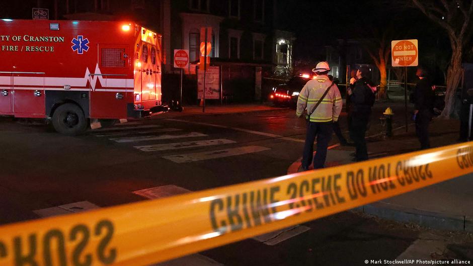 At least 2 killed – DW – 12/14/2025