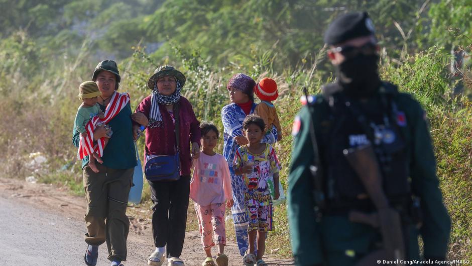 Thailand, Cambodia agree to ‘immediate’ ceasefire – DW – 12/27/2025