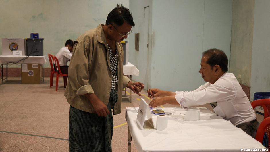 Myanmar’s military junta holds controversial election – DW – 12/28/2025