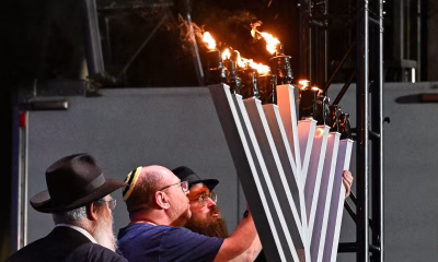 Australia’s PM booed at ceremony mourning Bondi Beach attack victims