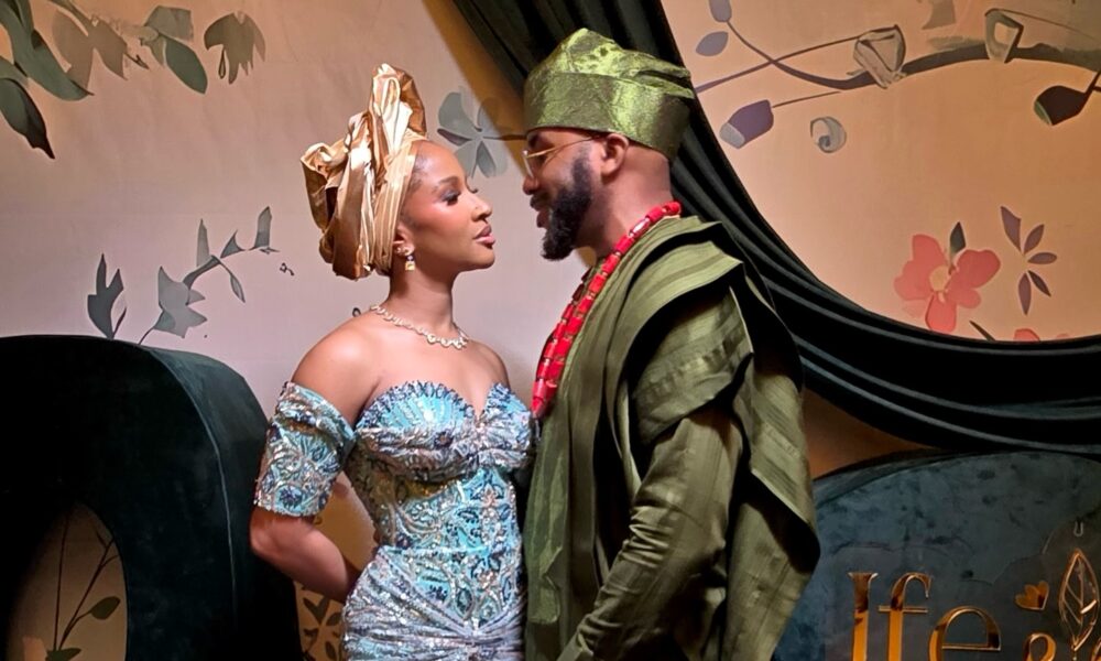 Watch the Romantic Moment Adesua Kissed Banky W at the #InSync25 Wedding